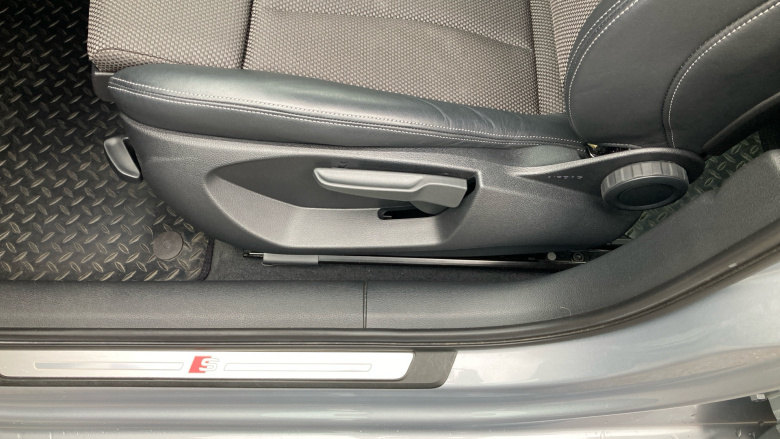 Audi A3 35 TFSI S Line 5dr S Tronic Petrol Hatchback